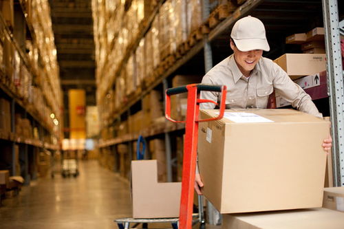 自助倉(cāng)儲(chǔ)選擇指南 北京市場(chǎng)行情解析與蘇州軟件開發(fā)行業(yè)應(yīng)用